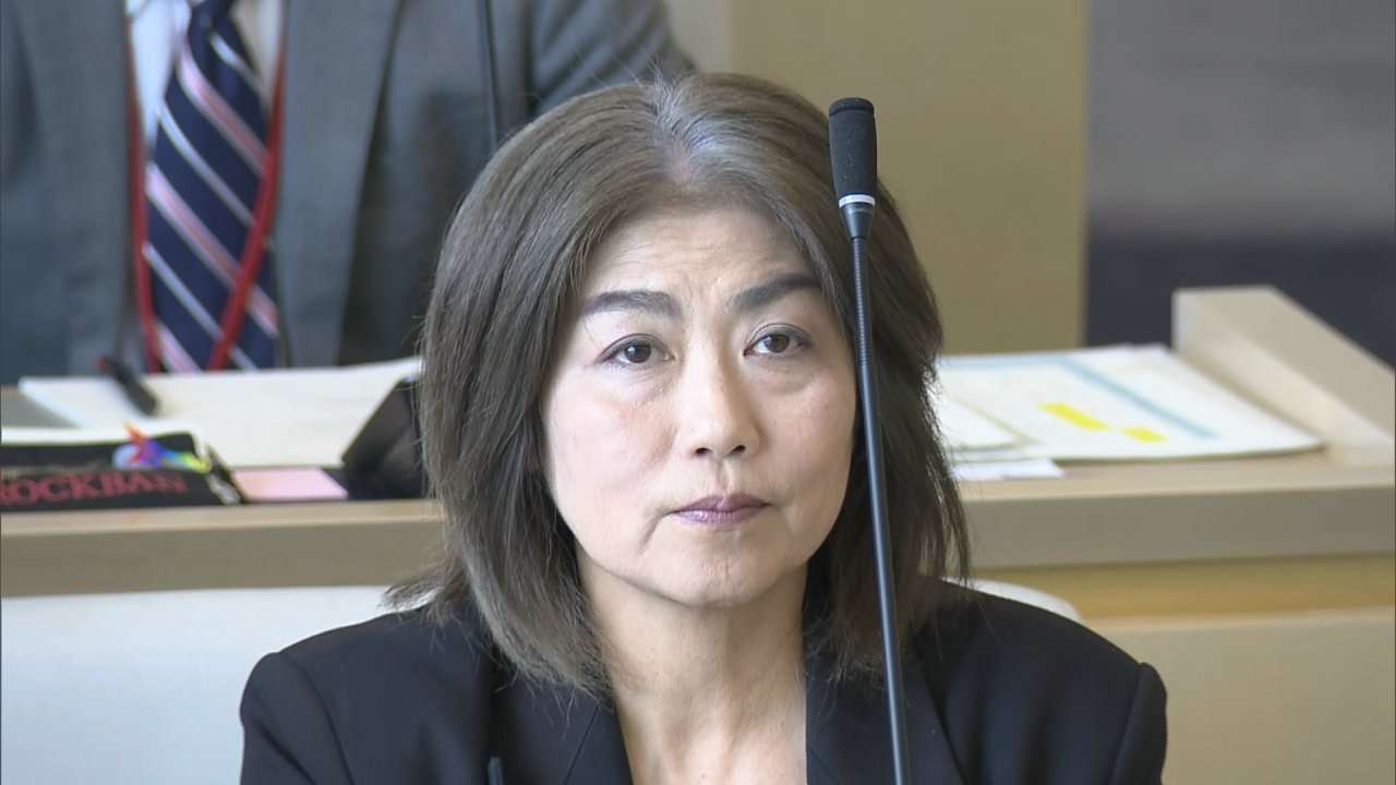 田久保前市長宅を家宅捜索　代理人「まさに人質司法。言うことを聞かなかったら捕まえますというのはおかしい話」と牽制　遂に“強制捜査”　卒業証書は「重要な証拠となる可能性が高い」と主張も提出を拒否する矛盾（FNNプライムオンライン） - Yahoo!ニュース