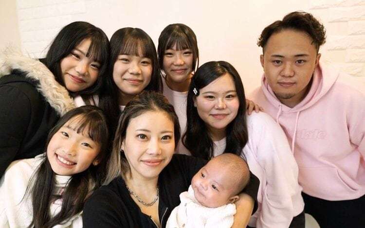 「17歳で出産。相手は暴走族の総長」38歳でおばあちゃんになった美女、壮絶な過去を告白「親に挨拶した1週間後に音信不通に…」