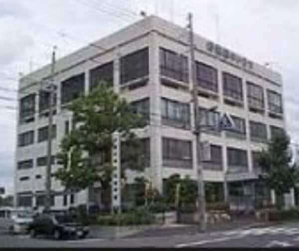 車いすの高齢男性をはね死亡させた疑い　出勤途中の22歳男を過失運転致傷の疑いで現行犯逮捕　自ら通報　大阪・岸和田市