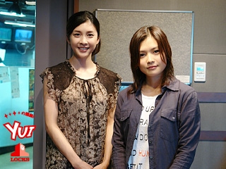 上原多香子〝笑顔でピース〟久しぶりの姿に「元気そうで何より」「やっぱり沖縄は素敵」「仁絵さん顔を出しているかな？」