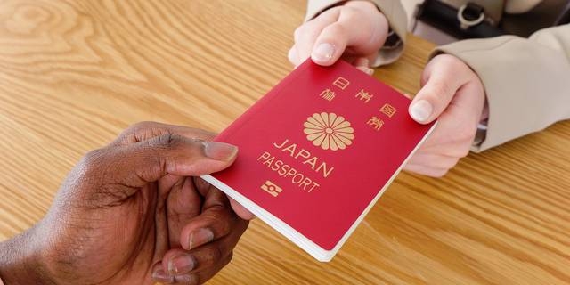 日本人女性「売春疑い」で“入国拒否”増加、普通の会社員・学生も足止め…背景に風俗嬢“海外出稼ぎ”の悪影響 | 弁護士JPニュース