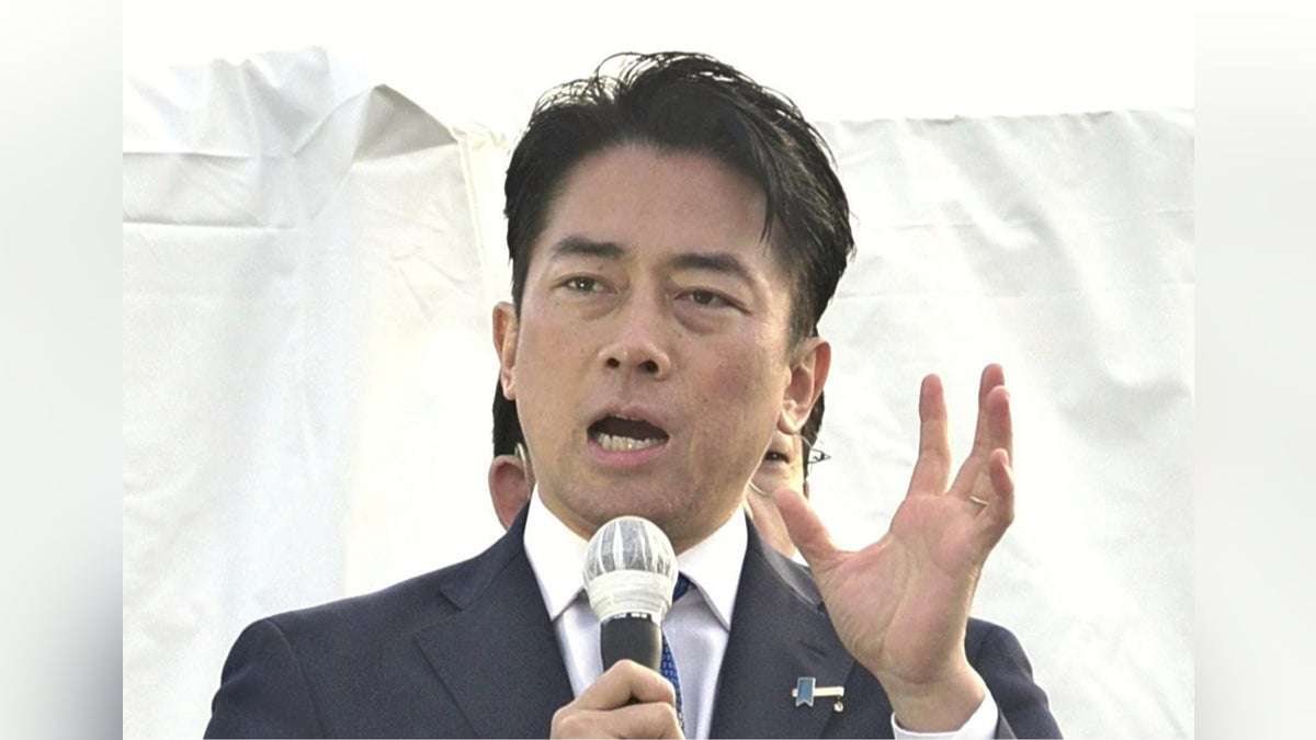 小泉防衛相、次期戦闘機の日英伊共同開発に向け協力を確認…伊クロセット国防相と会談 : 読売新聞