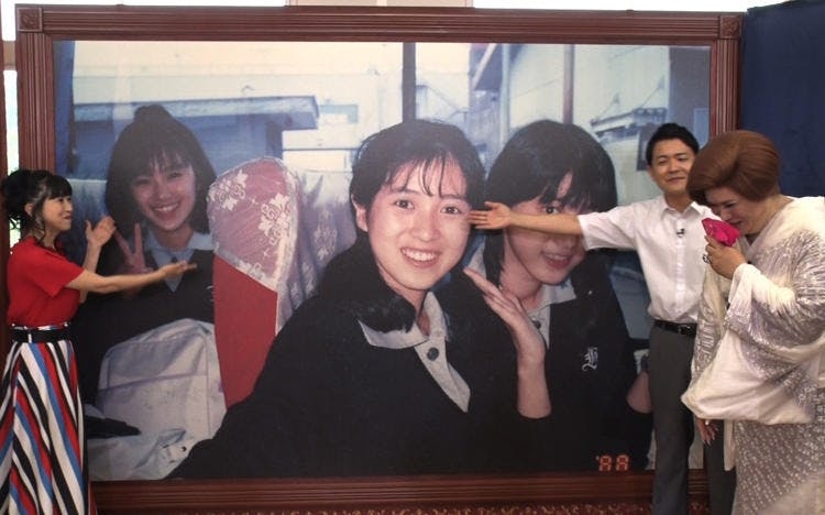 20年以上会っていない！連絡が途絶えていた西村知美と酒井法子が感動の再会 | テレ東・ＢＳテレ東の読んで見て感じるメディア テレ東プラス