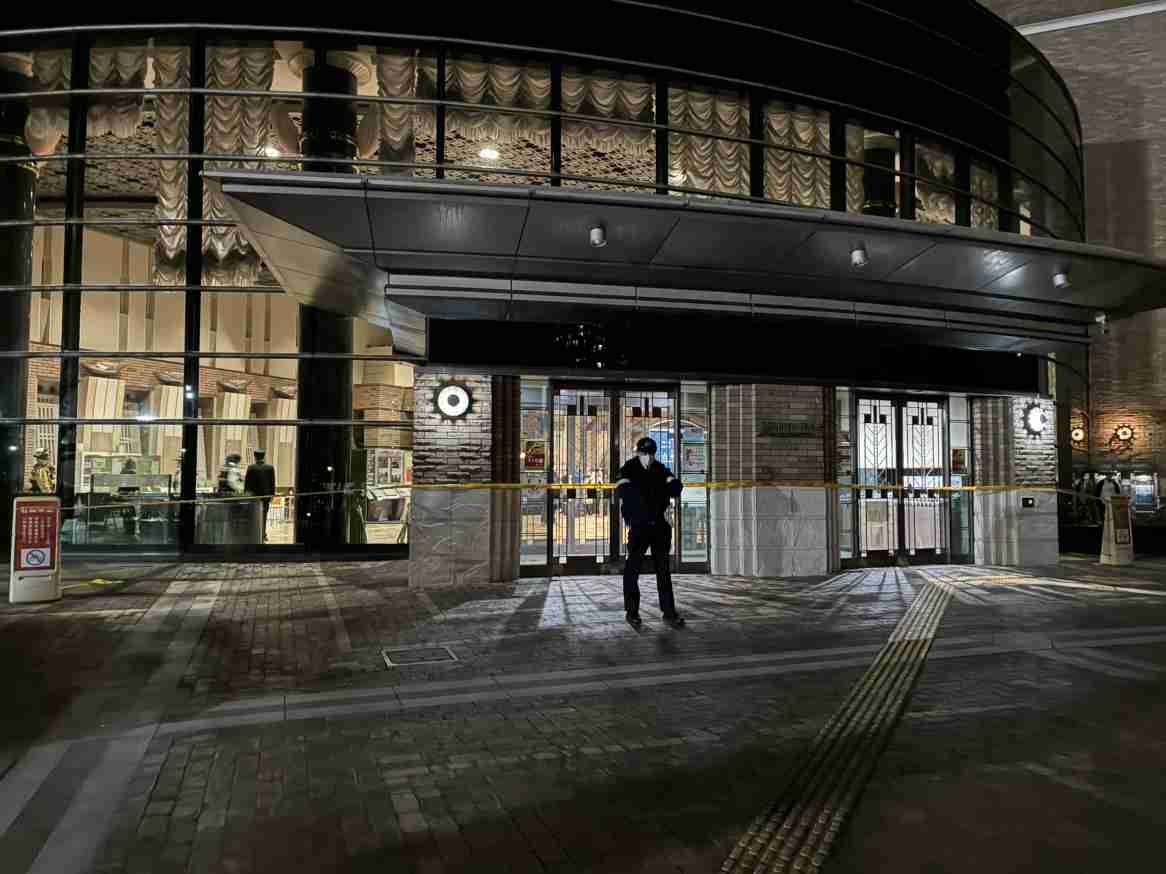 【速報】福岡市総合図書館で切りつけ事件か　3人刺され重傷者もいるとの情報　切りつけたとみられる男の身柄を確保｜福岡TNCニュース