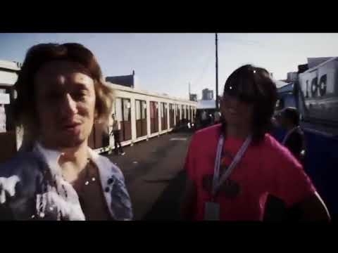?ボーカル 櫻井敦司 がギタリスト 今井 寿 に手を挙げた ??? (BUCK-TICK, Atsushi Sakurai, Hisashi Imai)