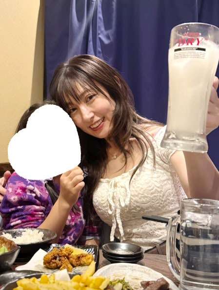 熊田曜子、愛娘とジョッキ片手に2ショット「とてもお綺麗で、セクシーです」 | ENTAME next - アイドル情報総合ニュースサイト