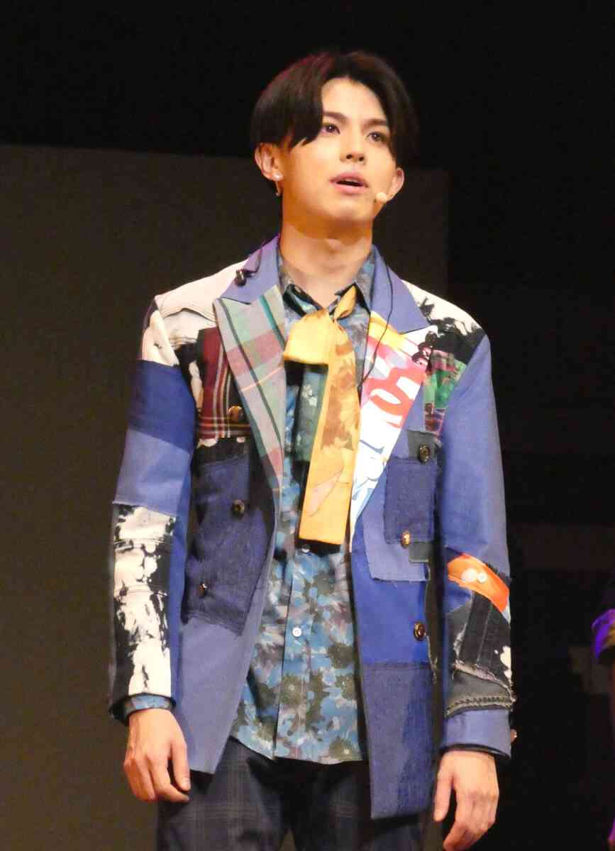 西城秀樹さんの長男・木本慎之介が堂々の舞台デビュー　「悔しさをバネに。親と比較されるのは覚悟の上」、父親譲りの歌声、度胸で引きつける - スポーツ報知