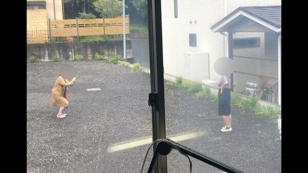 「庭先に入って写真撮影」富士山と五重塔で絶景スポット…観光客殺到で迷惑行為が急増　10年目「桜まつり」も中止決定　山梨・富士吉田市｜FNNプライムオンライン