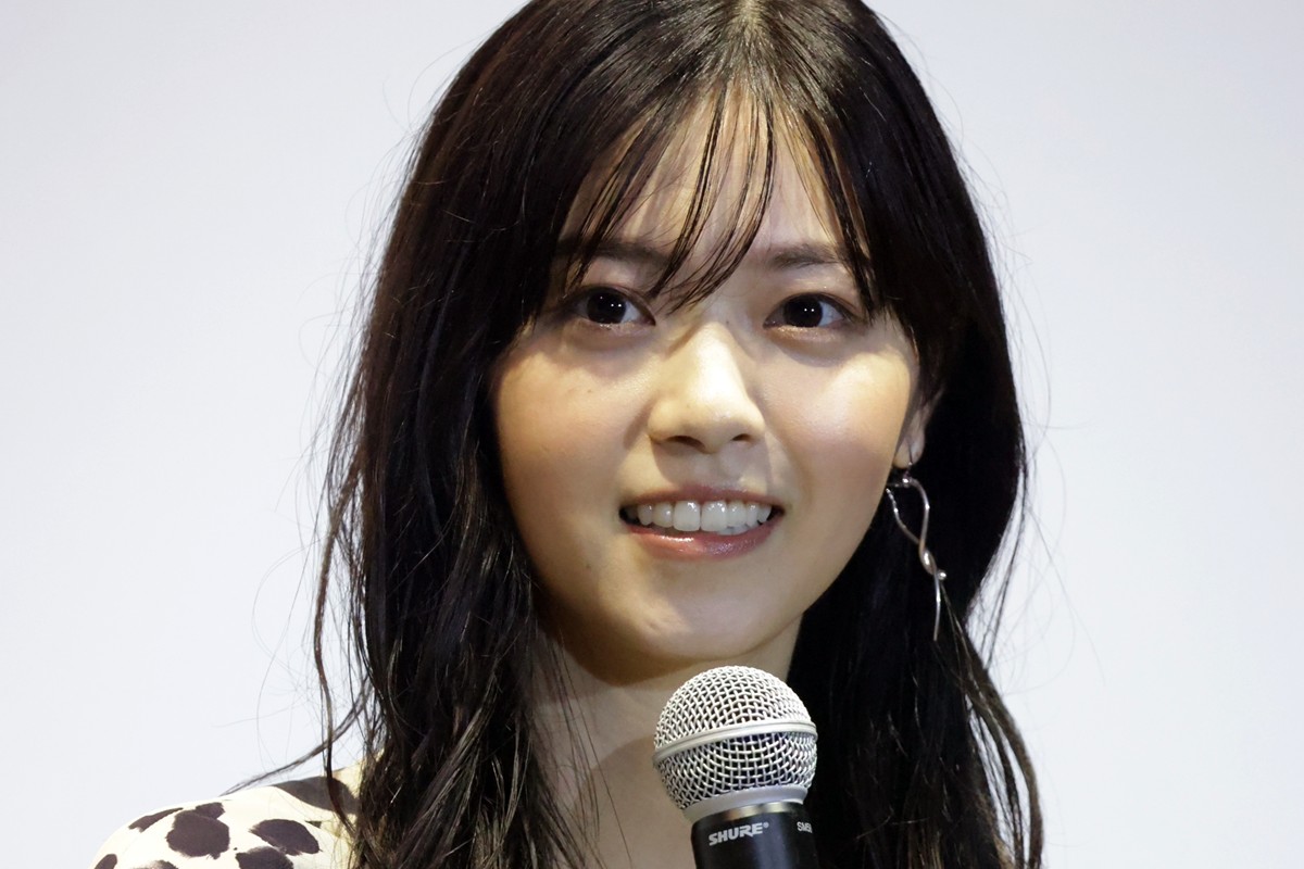 「逞しく見える」結婚から2年の西野七瀬　舞台挨拶での近影に“ふっくら化”指摘が出てしまったワケ | 女性自身