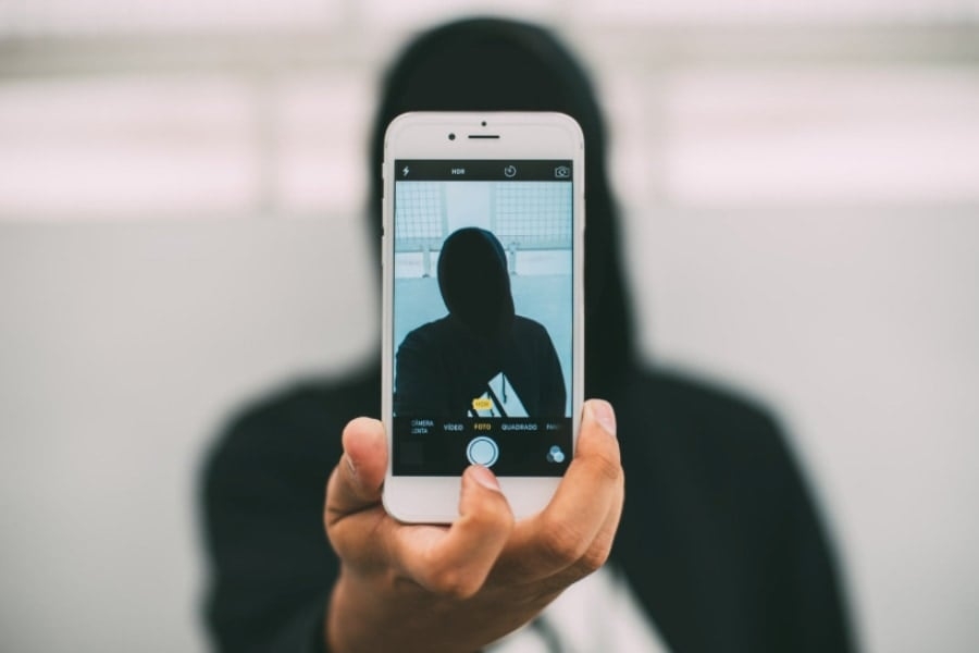 インスタを過剰使用する人は、ある「2つの心理特性」が強かった - ナゾロジー
