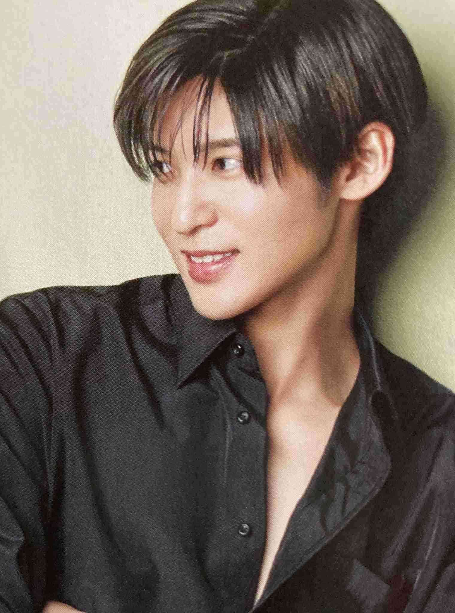 Snow Man目黒蓮、理想の将来像「イケてるおじさんになりたい」　『25ans』でメンバーとの交流も明かす