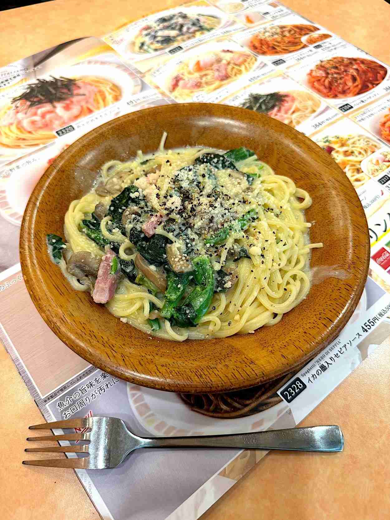 サイゼの”600円パスタ”がコスパ最強！具材たっぷりで食べ応えもスゴい