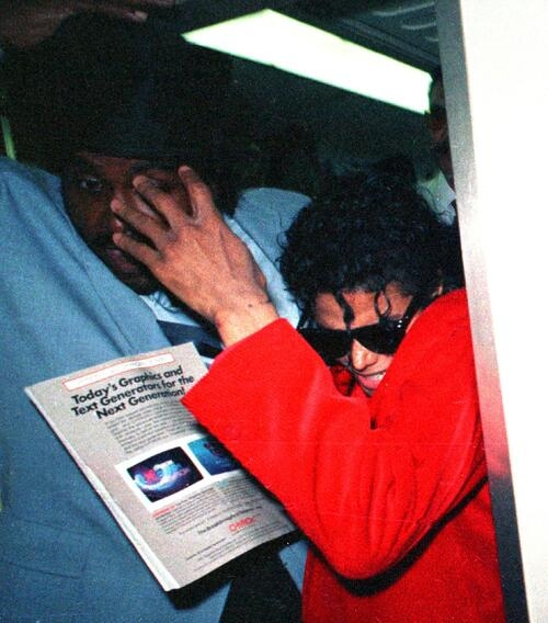 マイケル・ジャクソンさん、元友人から「児童性的人身売買と虐待」で告発される - ハリウッド : 日刊スポーツ