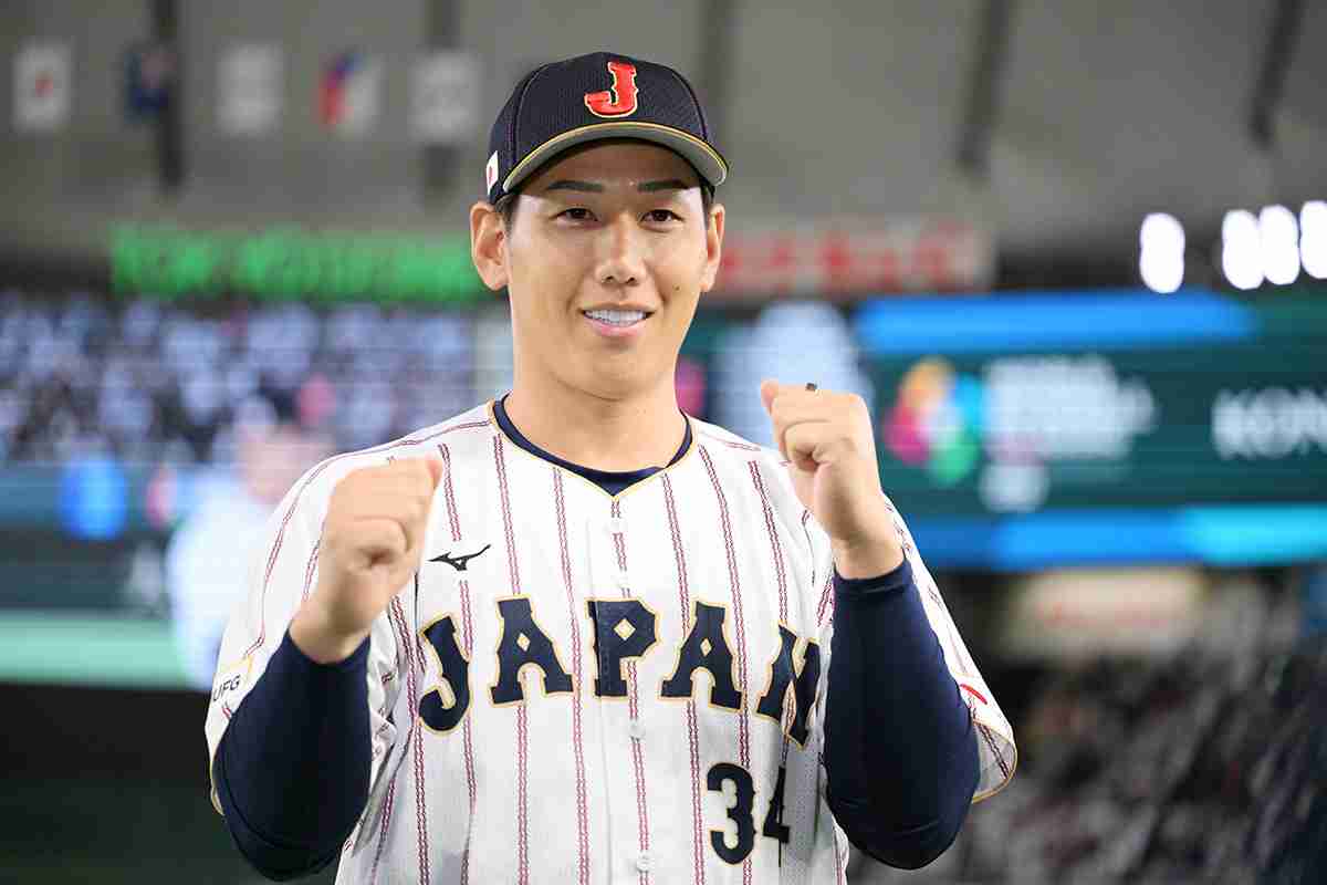 《ファンデ塗ってる？》侍ジャパン吉田正尚、ツヤツヤの美肌と白い歯が話題　管理栄養士の資格をもつ妻の行き届いた食事が秘訣か ｜NEWSポストセブン