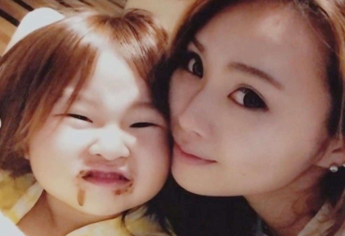 「旦那の給料は月14～15万。赤ちゃん用品はどうやって揃えよう」17歳で出産した大家族の美人ママ（33）、生活苦も子供を増やし続けた理由「4歳の時、両親が離婚して…」 | バラエティ | ABEMA TIMES | アベマタイムズ