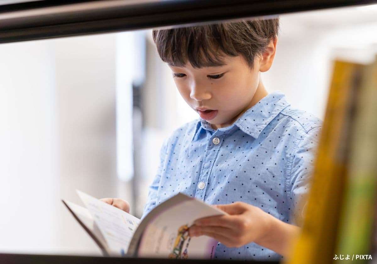 本を読むと本当に頭はよくなる？ 大規模調査で判明した「読書と知能の関係」|のびのび子育て応援サイト【nobico/のびこ】