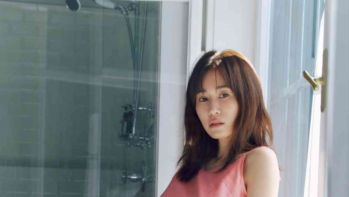 前田敦子、ラスト写真集から大胆な未公開カット2点解禁！　『Beste』重版決定 - エンタメ - ニュース ｜クランクイン！