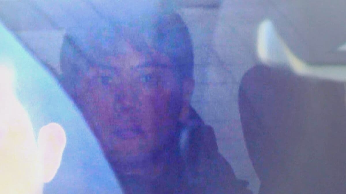 【独自】「100回くらい盗撮した」小学校教員の男（36）が勤務先の学校内で女子児童のスカートの中を盗撮か　警視庁 | TBS NEWS DIG (1ページ)