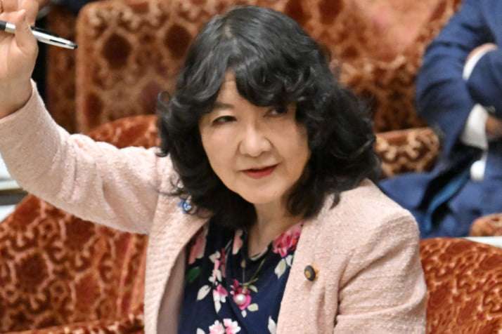 片山さつき財務相も「ショック」…日本の若者が“NISA貧乏”に陥る決定的な理由　専門家は「年収1年分の貯蓄がない若者はNISAに手を出してはダメ」と指摘