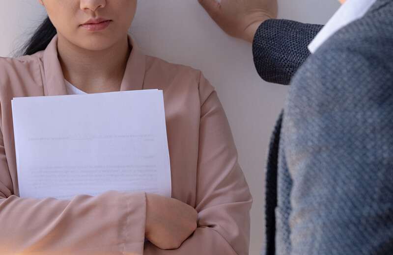 「エントラップメント型」のハラスメントとは？特徴や典型例など | セクハラ被害相談弁護士 | 慰謝料の請求は弁護士法人ALGへ