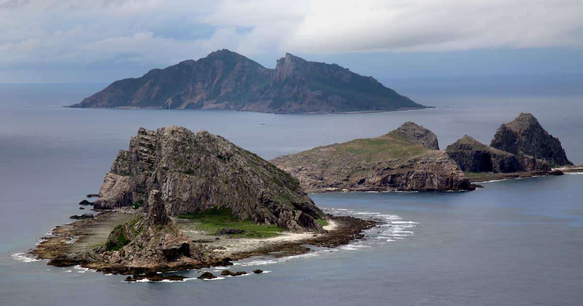 沖縄・尖閣諸島周辺に機関砲搭載の中国海警局船　107日連続、海保巡視船が警告 - 産経ニュース
