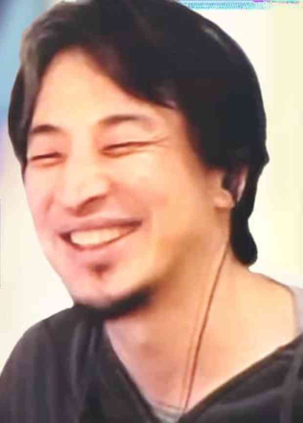 早大名誉教授、「ほらサナエ。今すぐイランへ飛んで、床に額なすりつけて...」投稿に批判殺到