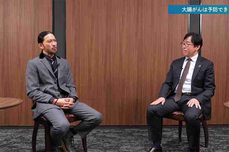 長瀬智也、久々の表舞台登場は病院の公式YouTube 母の命を救った医師と対談、がんの早期発見の重要性や治療法を真剣に質問