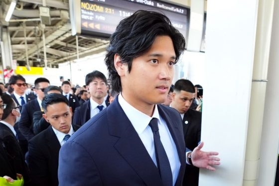 新大阪で「VIP」な大谷翔平　複数のSPが