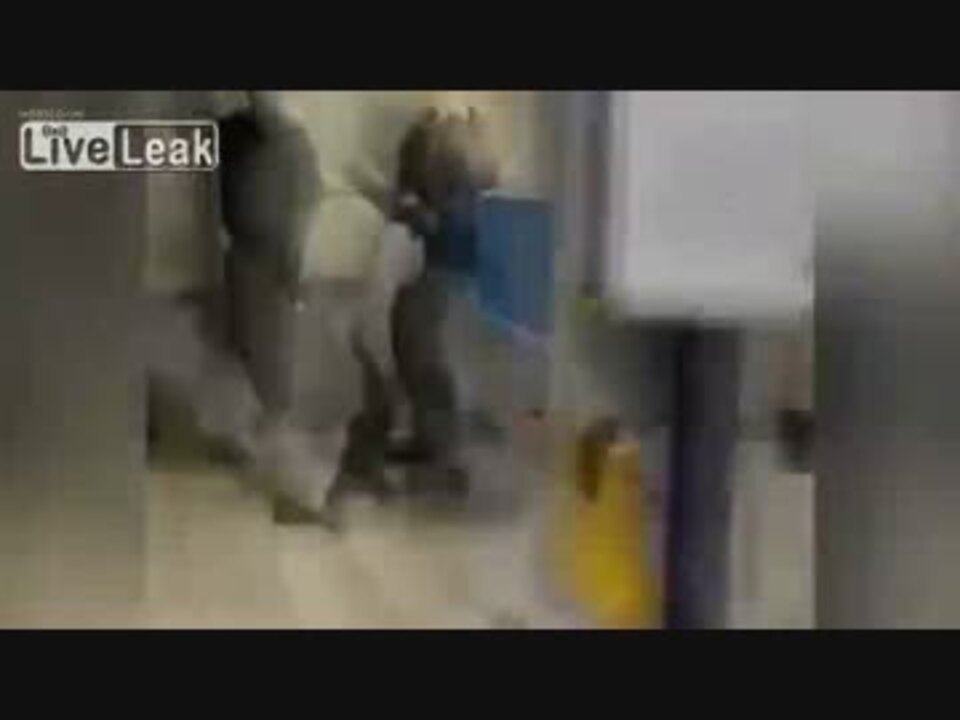 [ロンドン地下鉄]  シリアの為と叫び,男性の喉を切る容疑者逮捕 12.6 - ニコニコ動画