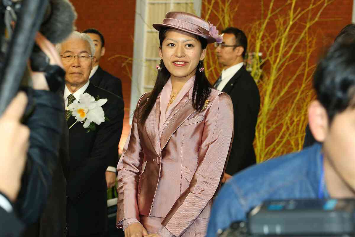 高円宮家「承子さま」が40歳に　高まる存在感　“10年彼氏”と「鳥貴族」デート　母・久子さまとの絆も深く…（デイリー新潮） - Yahoo!ニュース