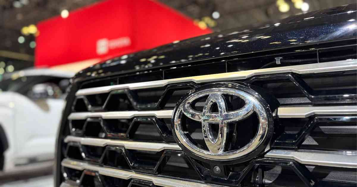 決算:トヨタ純利益2.9兆円に上方修正　26年3月期、関税重荷も販売好調 - 日本経済新聞