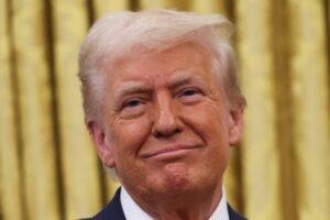 大激怒で究極すぎ…トランプ大統領がNetflixに取締役の即時解任を要求でワーナー買収交渉緊迫化？「代償を払え」（映画チャンネル） - Yahoo!ニュース