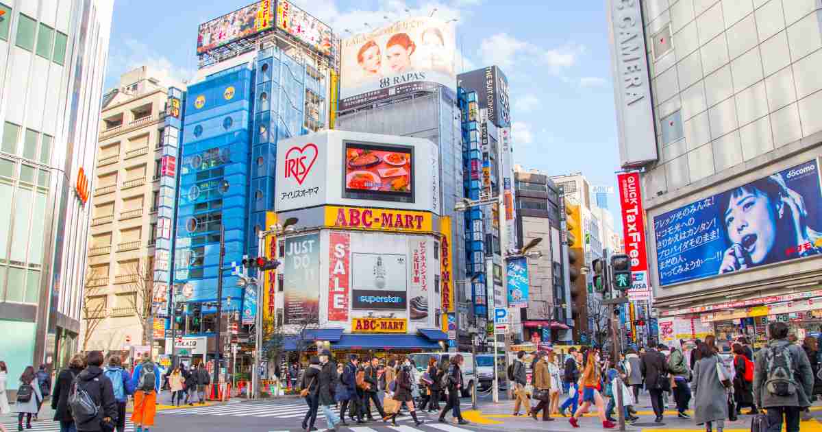 ＜白タク＞＜大量転売＞中国人の「闇バイト」が止まらない…脱税額は数千億円にもなる「驚愕の事実」（中島 恵） | マネー現代 | 講談社