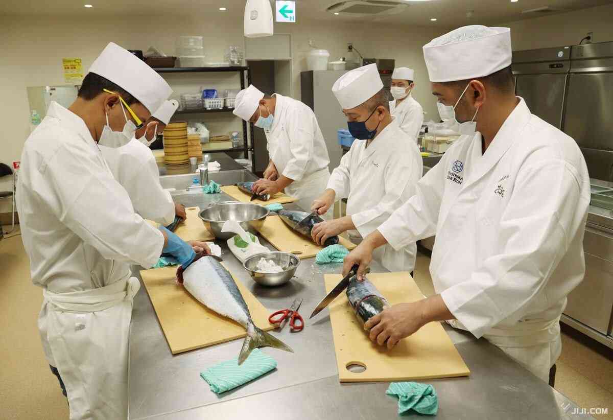 「特定技能」過去最多３９万人　２号急増、外食１号は停止：時事ドットコム