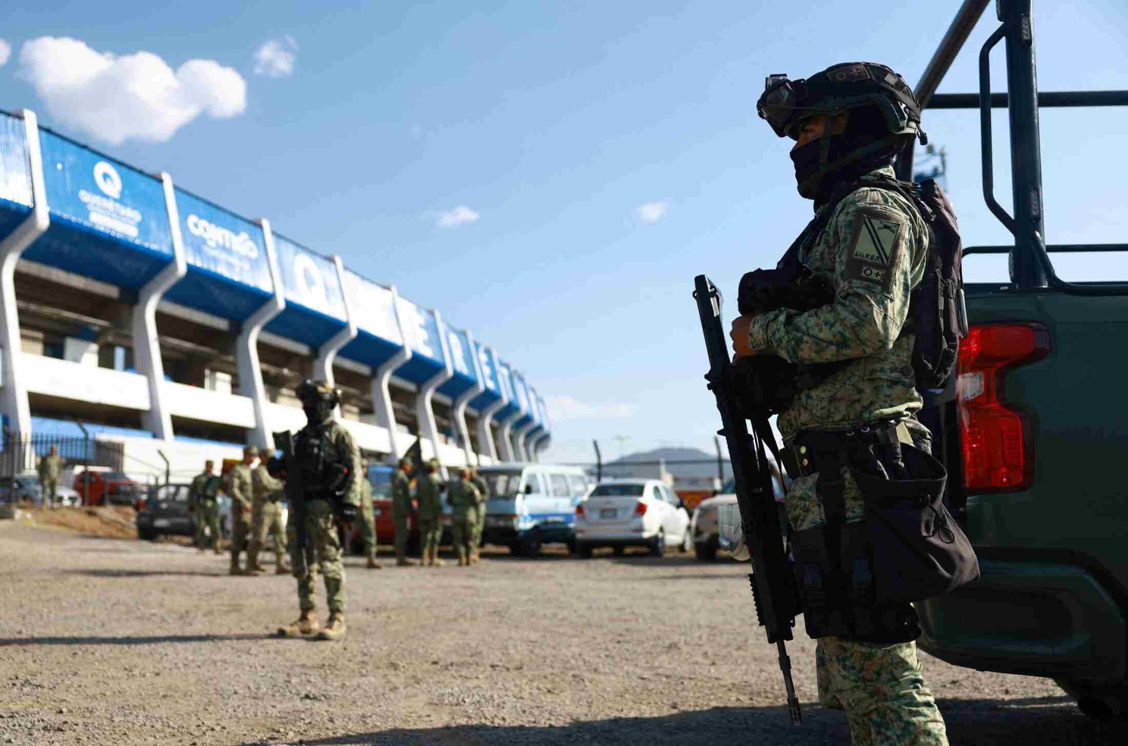 メキシコがW杯へ警備員10万人を緊急配備「影響ない」　厳戒態勢で日本戦開催へ…海外報道（FOOTBALL ZONE） - Yahoo!ニュース
