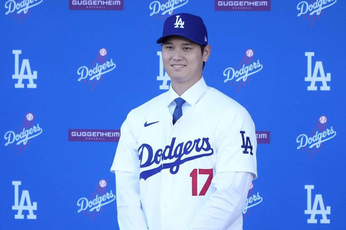 大谷翔平、日本人女性との結婚報告「2人(1匹も)で力を合わせ支え合い」
