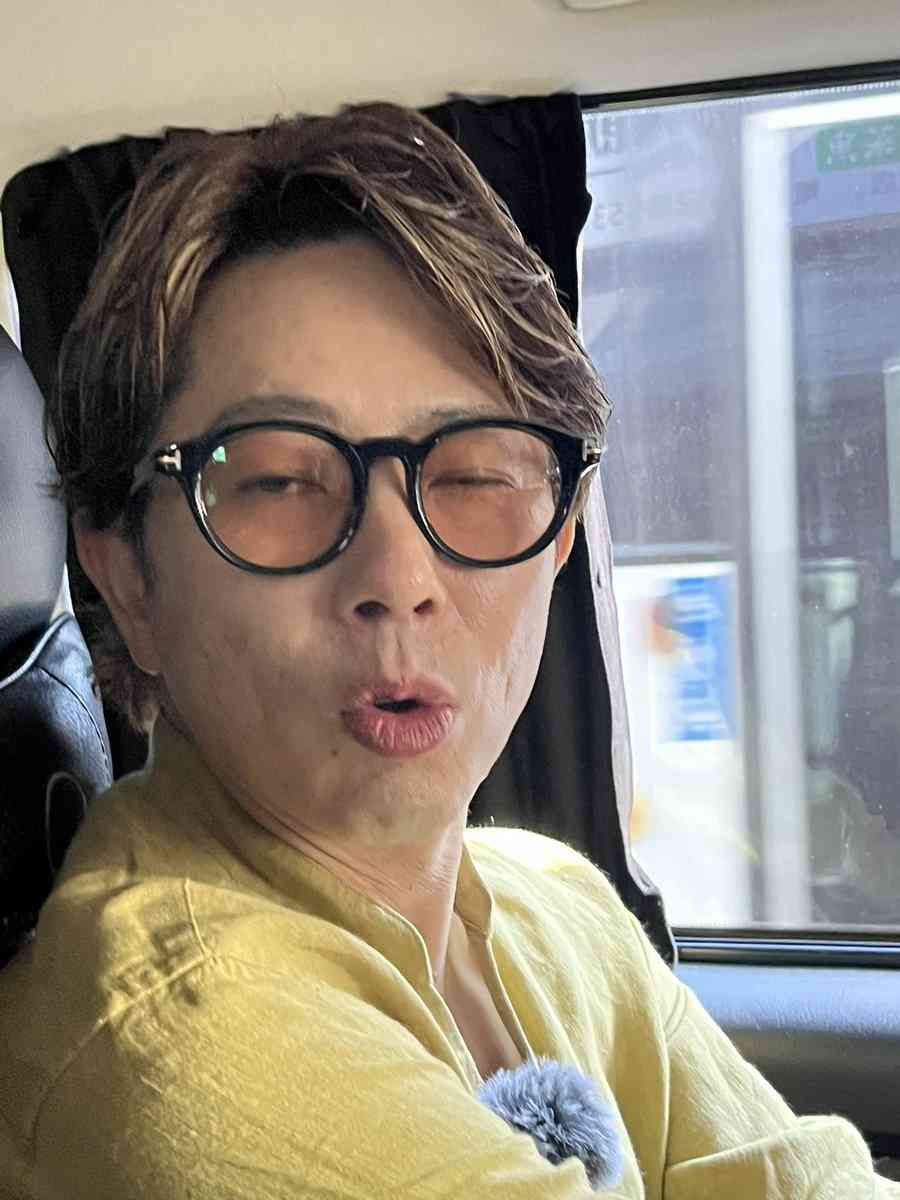 川越シェフが現在の姿を公開→SNS反響「お顔デカくなってて吹いたw」　スマホ撮影の疑問投げかけ