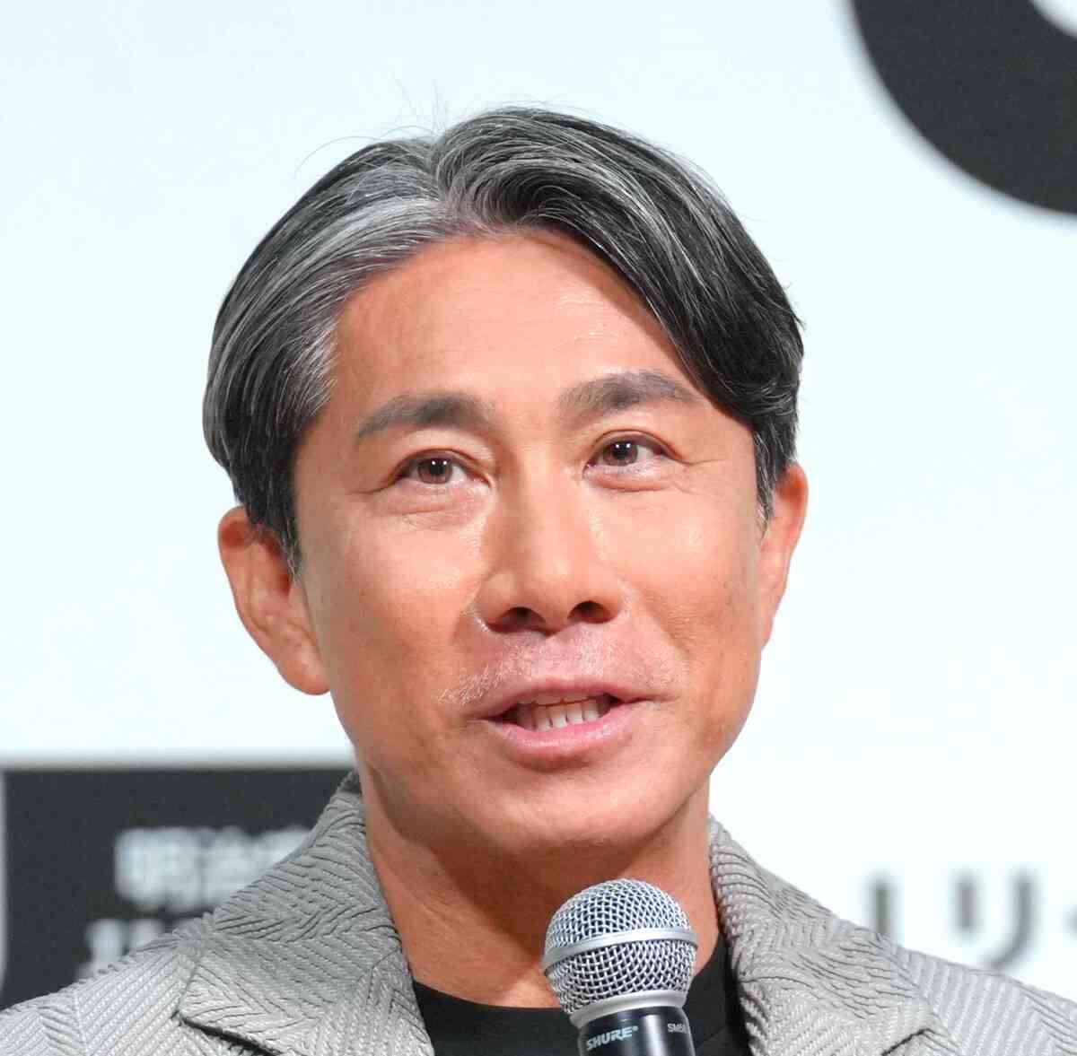 前園真聖　番組収録で「右膝外側半月板損傷」の大けがを負い手術…テレビ東京が発表　本人は「今年はＷ杯。日本代表を解説者として皆さんと一緒に応援していきたい」と前向き - スポーツ報知