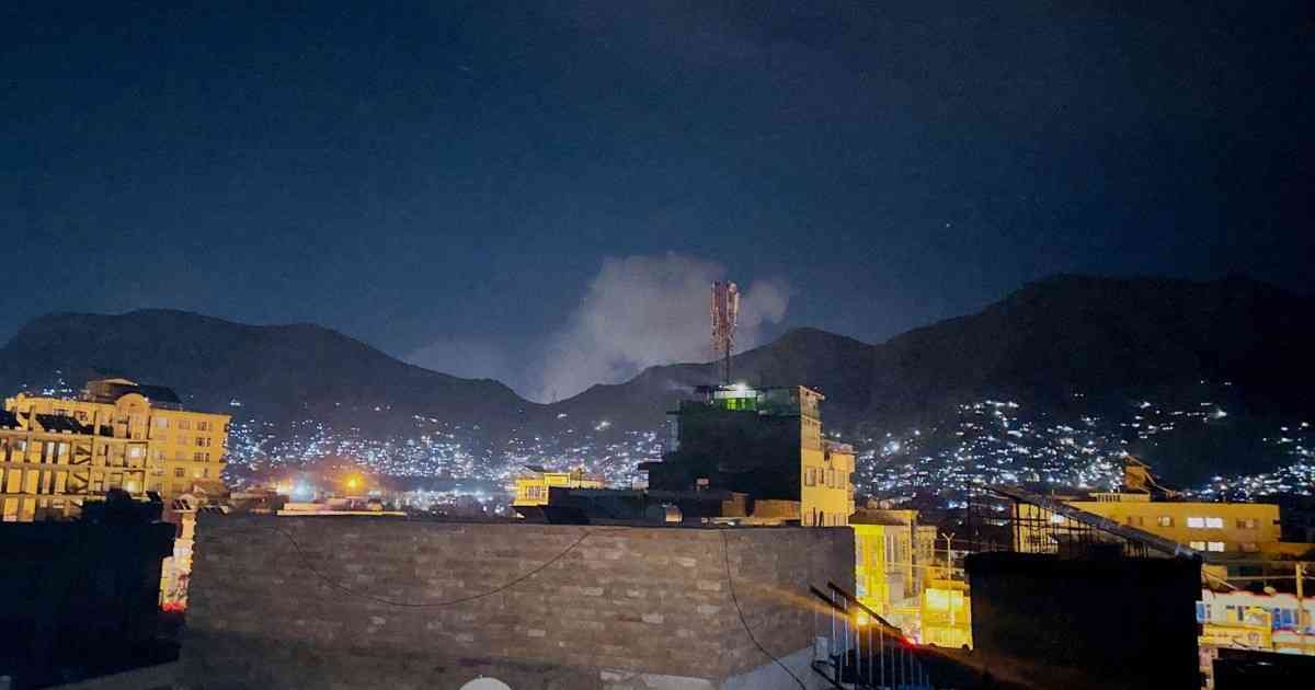 パキスタン軍、アフガンの病院空爆で400人死亡か　「軍事施設」主張