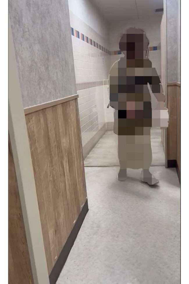 女性用トイレに女装男性が侵入…イオンが謝罪　防犯カメラで人物特定、警察には被害届を提出