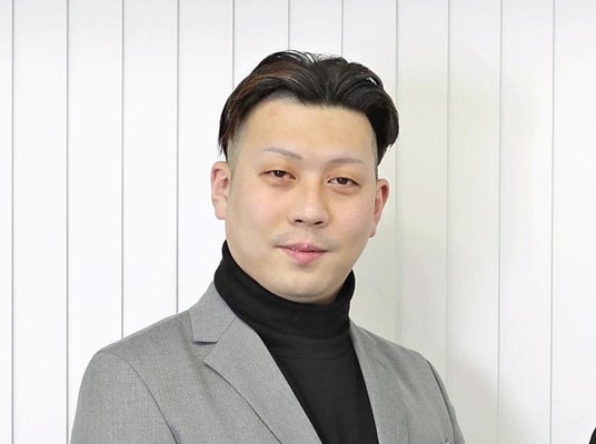 「顔は腫れ上がり、洋服は血だらけに」　歌舞伎界のサラブレッドの“凄絶DV”に新展開　妻が告白「1億円の借金があって慰謝料が払えないと言われて…」
