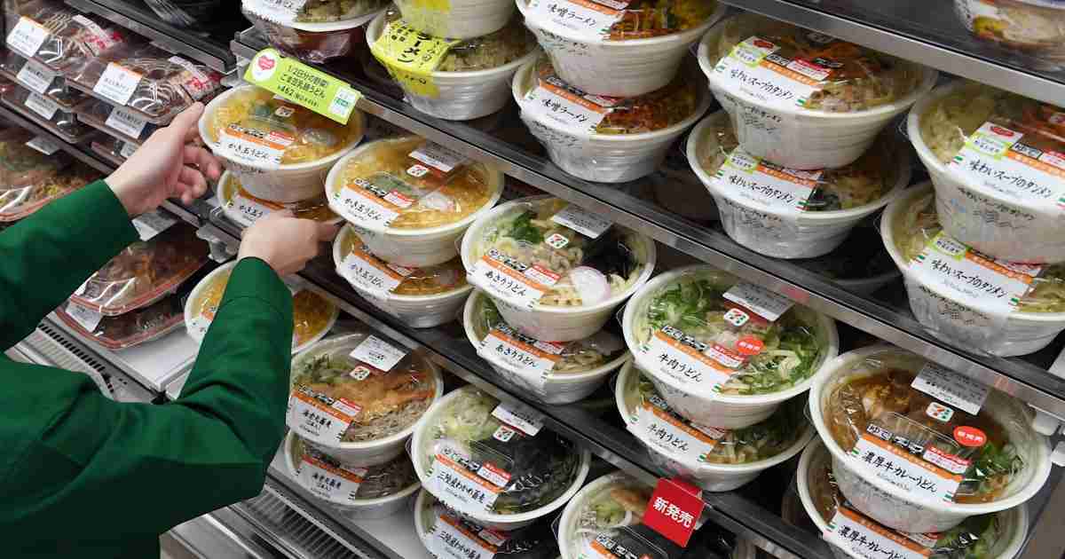「おいしすぎは売れない」　セブンや日清食品の極意 - 日本経済新聞
