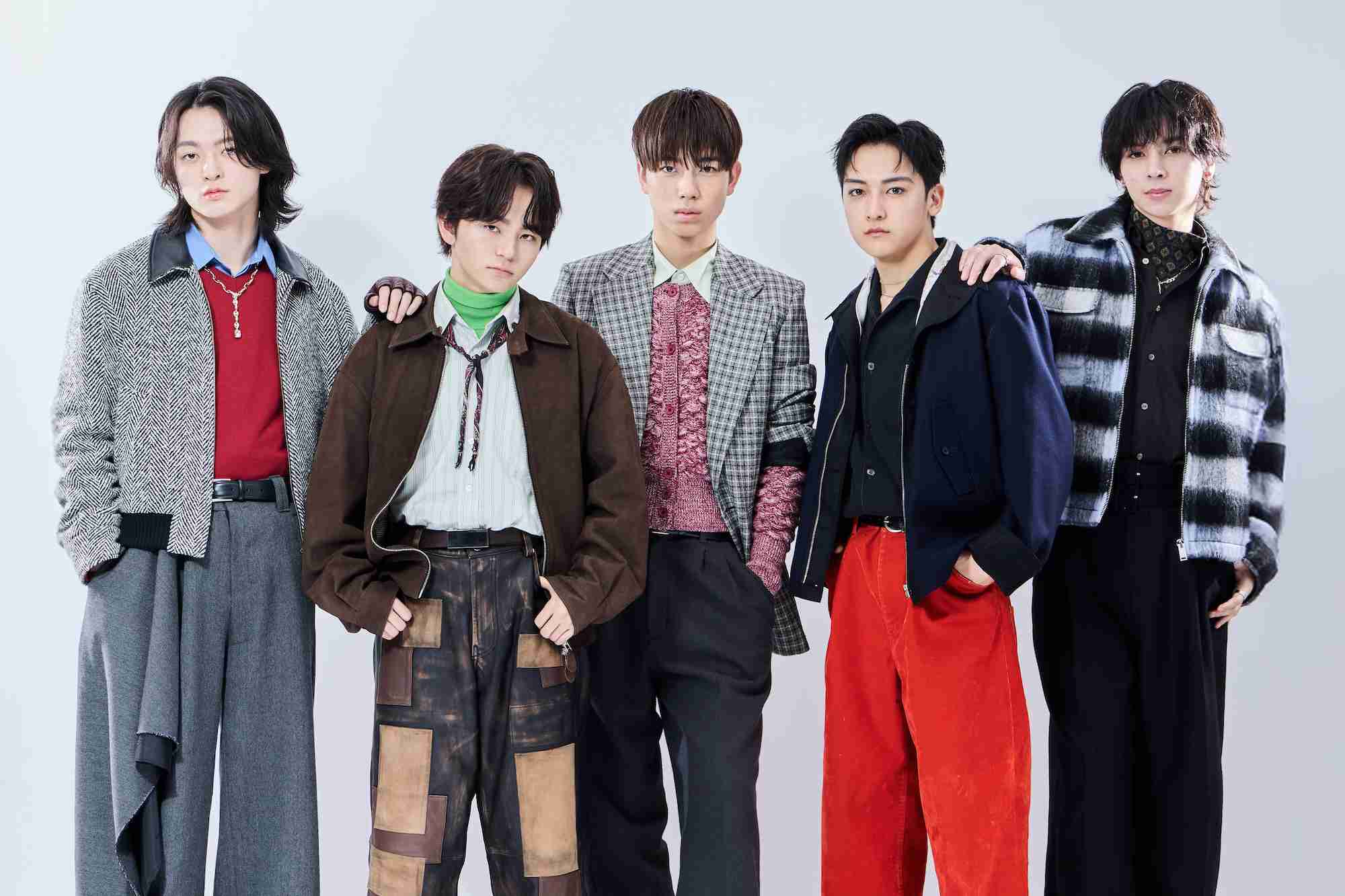 STARGLOW、誰も見たことのない“始まり”　運命の5人――なぜデビュー曲は「Star Wish」でなければならなかったのか？ - Real Sound｜リアルサウンド