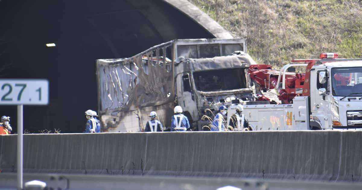 「申し訳ないでは済まされない」新名神6人死亡事故、トラック運転手の勤務先を家宅捜索 - 産経ニュース