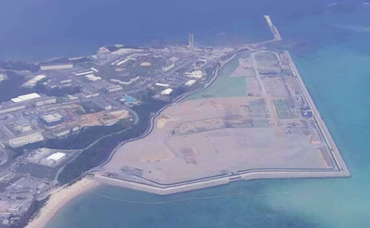 辺野古でダンプの前に飛び出した抗議女性を止めようと警備員が死亡 | アゴラ 言論プラットフォーム