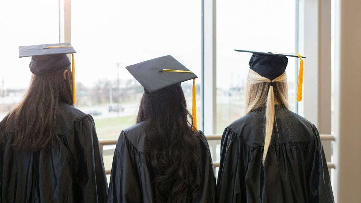 ｢女子のほうが大人っぽくて高成績｣は当然だった…最新脳科学でわかった｢男子が学校で勝てない｣根本原因 | PRESIDENT Online（プレジデントオンライン）