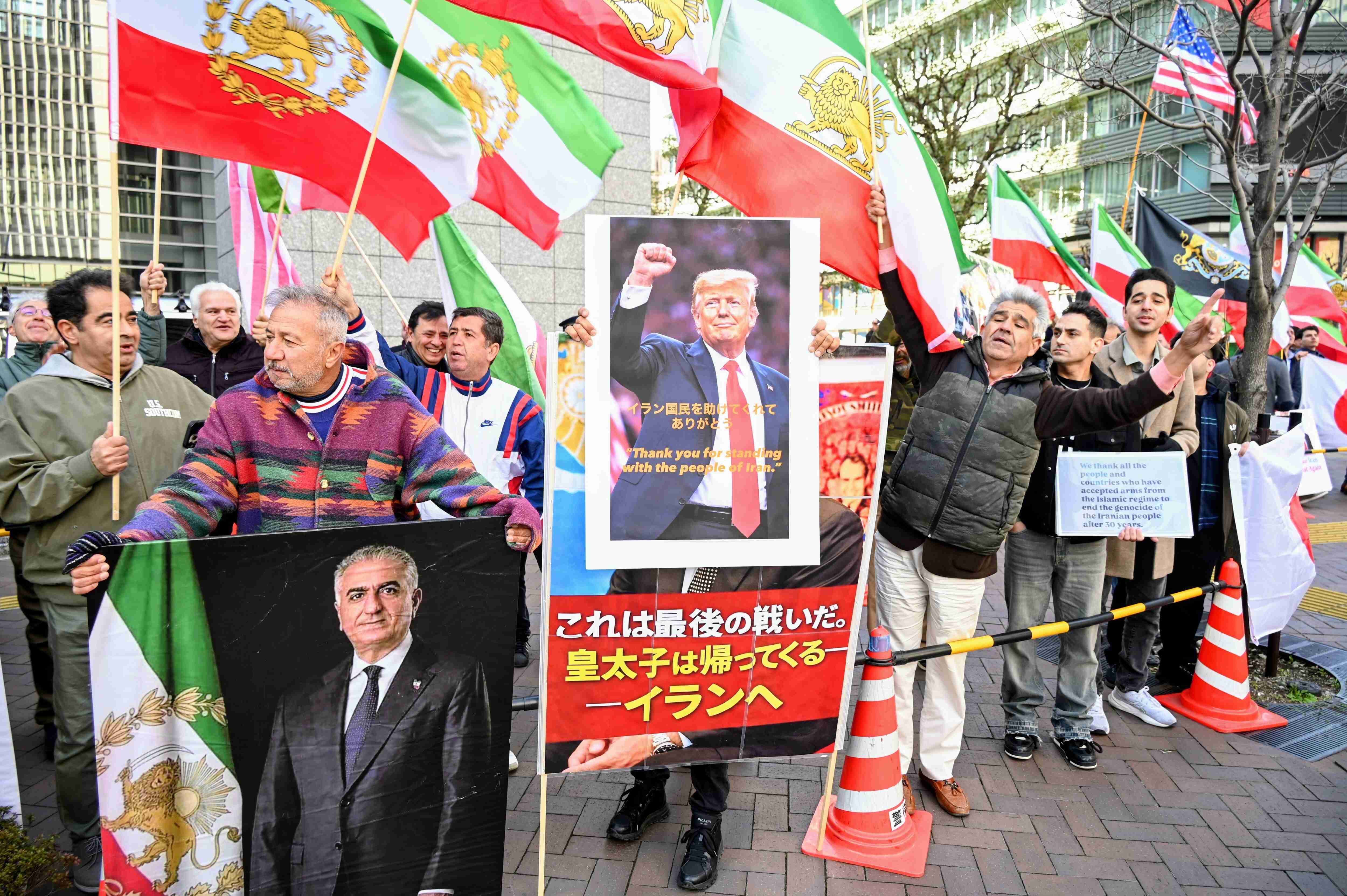「トランプ、ありがとう」米軍攻撃支持の在日イラン人集会　「日本のテレビ局は逆を報道」