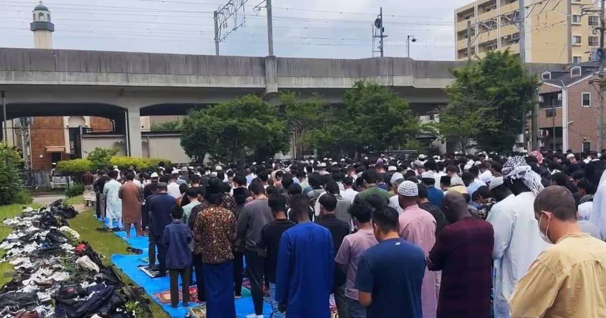 モスク急増164カ所、四半世紀で9倍　600人がブルーシートで公園占有「想定超えた」　「移民」と日本人の現場から② - 産経ニュース
