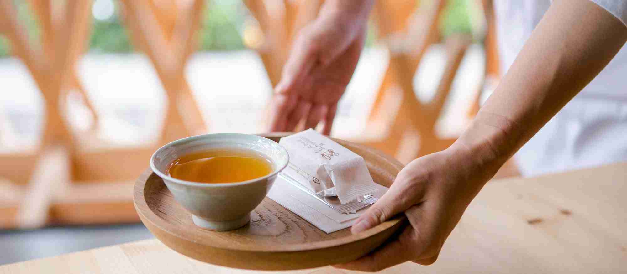       パイナップルケーキ – SunnyHills Online Store    