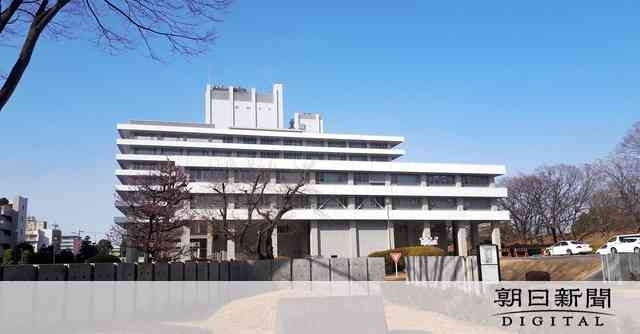 テキーラ32杯飲ませ女性死なせたか　地検、準強制性交致死罪を適用